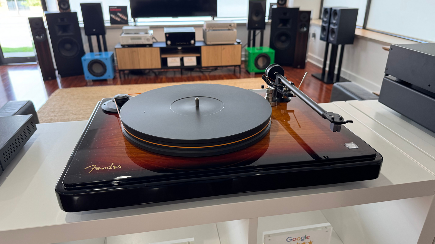 MoFi Electronics - PrecisionDeck Fender Turntable