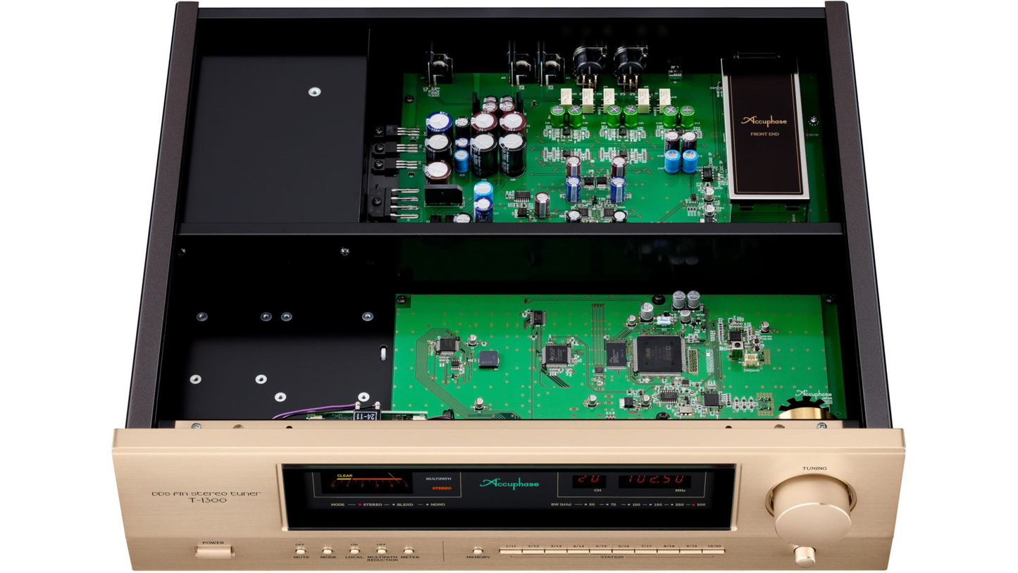 Accuphase T-1300 DDS FM Stereo Tuner, Luxury HiFi Dealer in Timonium Maryland
