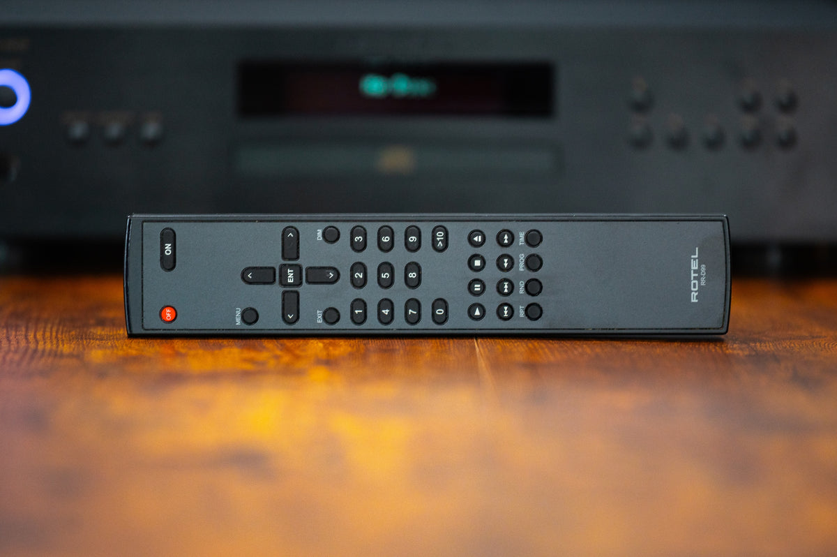 Rotel RCD-1572 CD Player