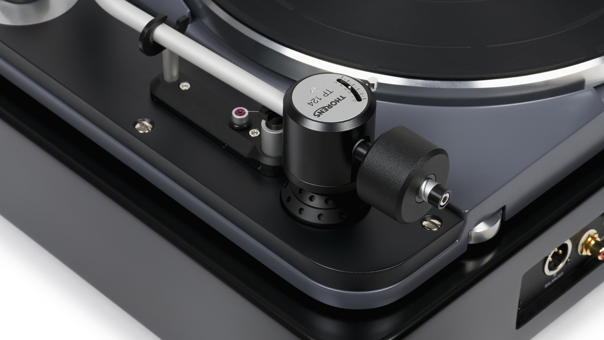 Thorens TD 124 DD High end Turntabledealer in Timonium Maryland