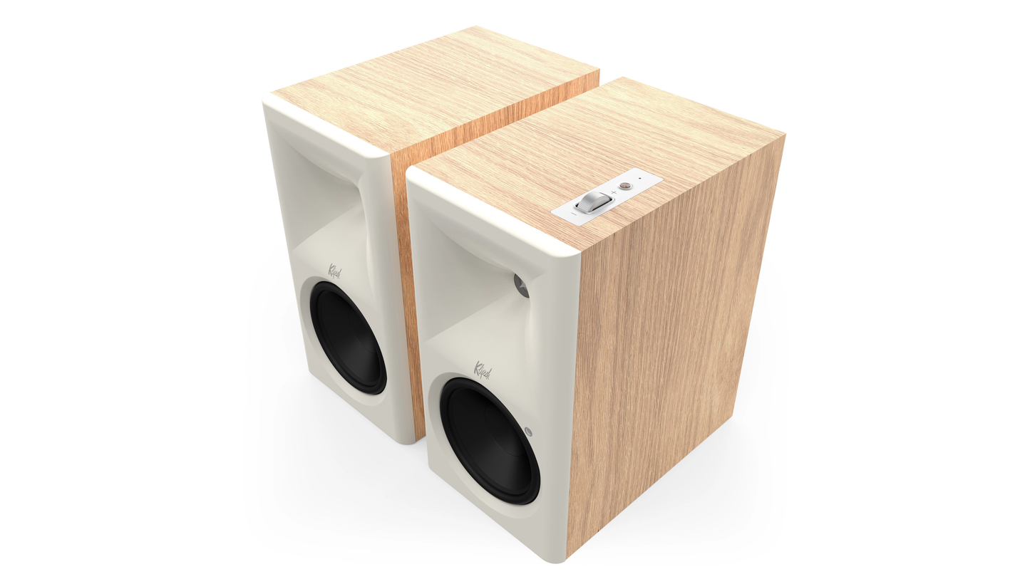Klipsch The Sevens II Powered Stereo Speakers with HDMI ARC, Built-In Phono Preamp, and Bluetooth — Pair