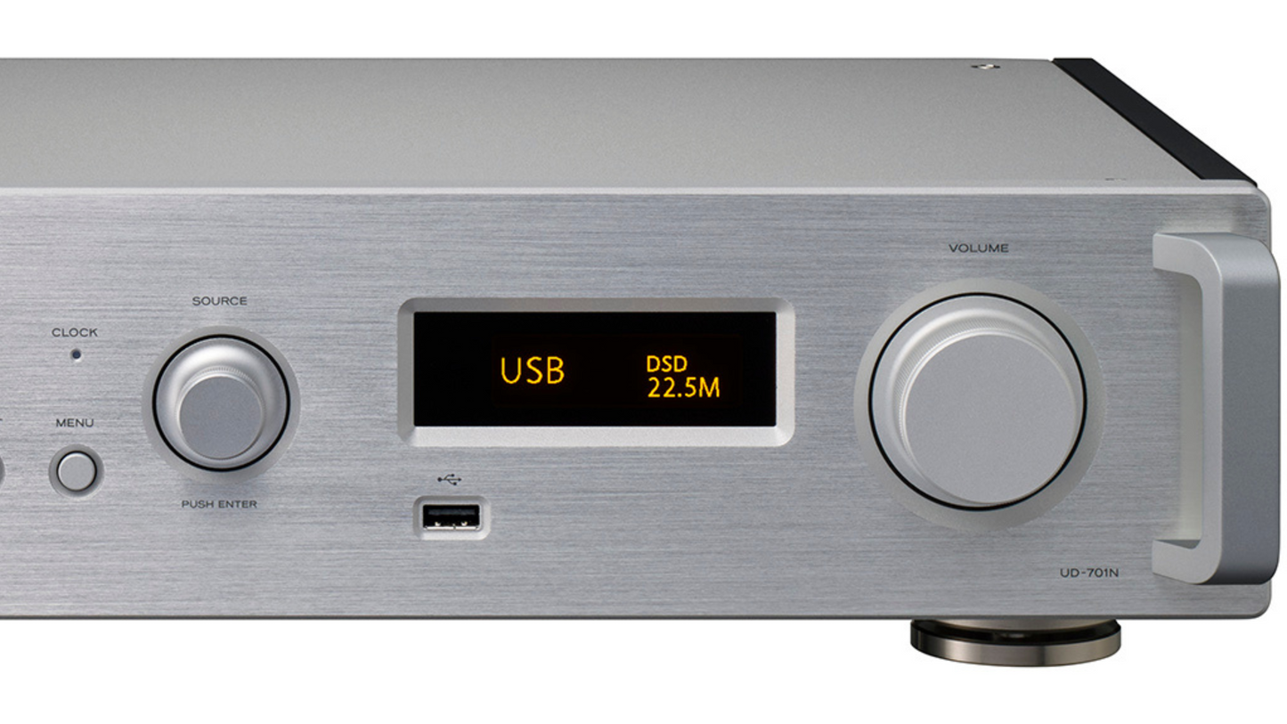 TEAC Audio UD-701N USB DAC / Network Player / Preamp / Headphone Amp Silver