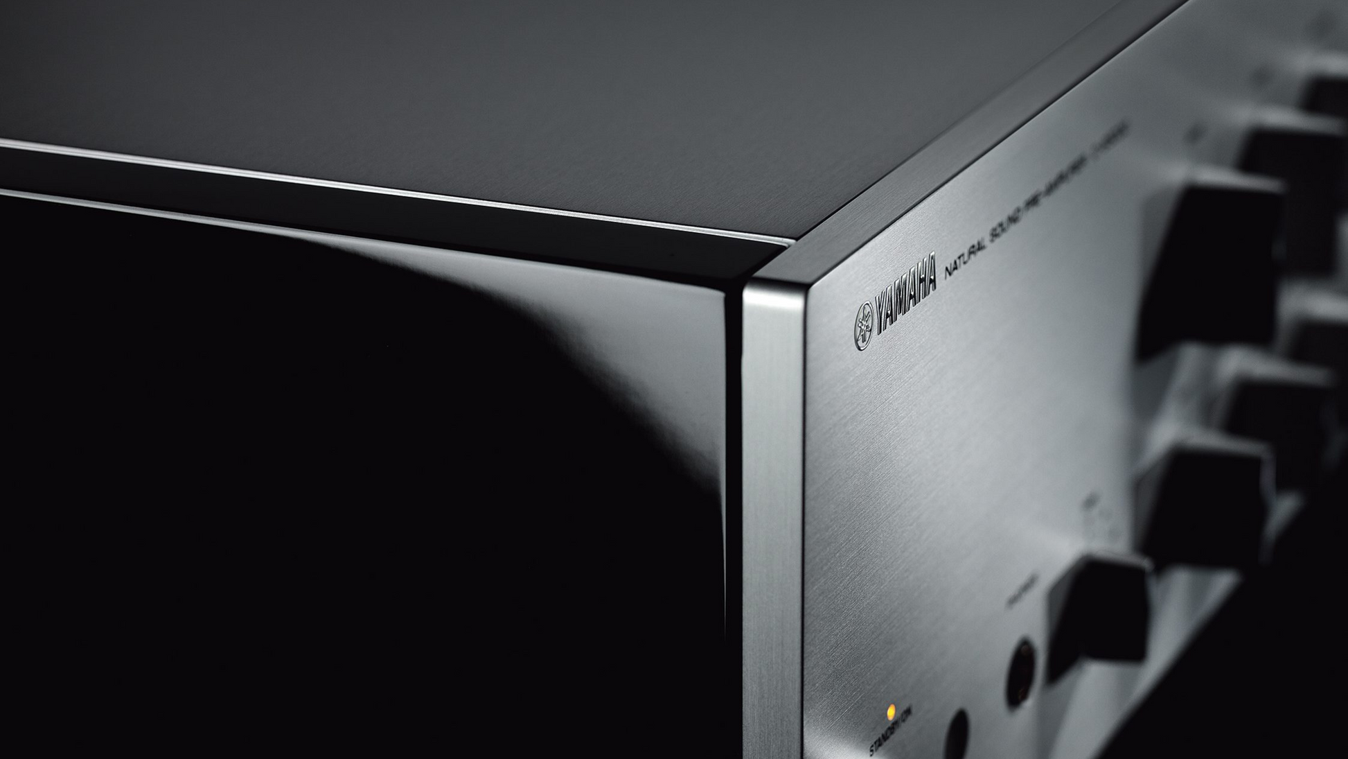 Yamaha C-5000, Hi End Preamplifier dealer in Timonium Maryland 