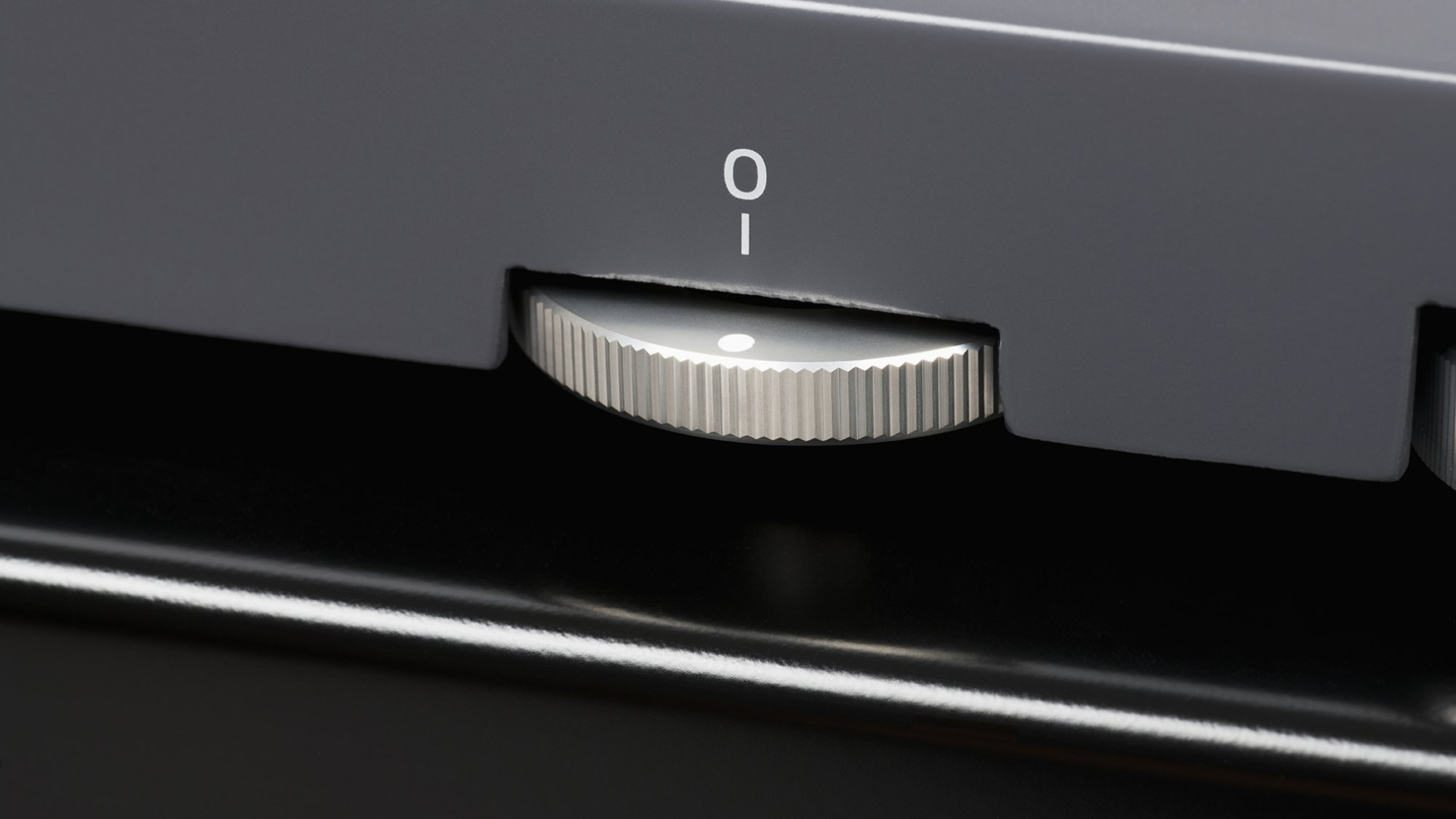 Thorens TD 124 DD Turntable | All Elite Audio