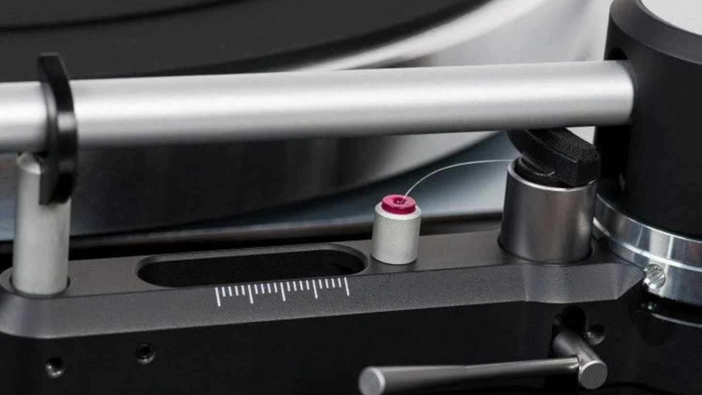 Thorens TD 1500 Turntable w/ TP 150 Tonearm high end dealer in TImonium Maryland