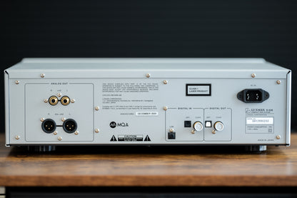 Luxman D-03X CD Player and DAC (Used)