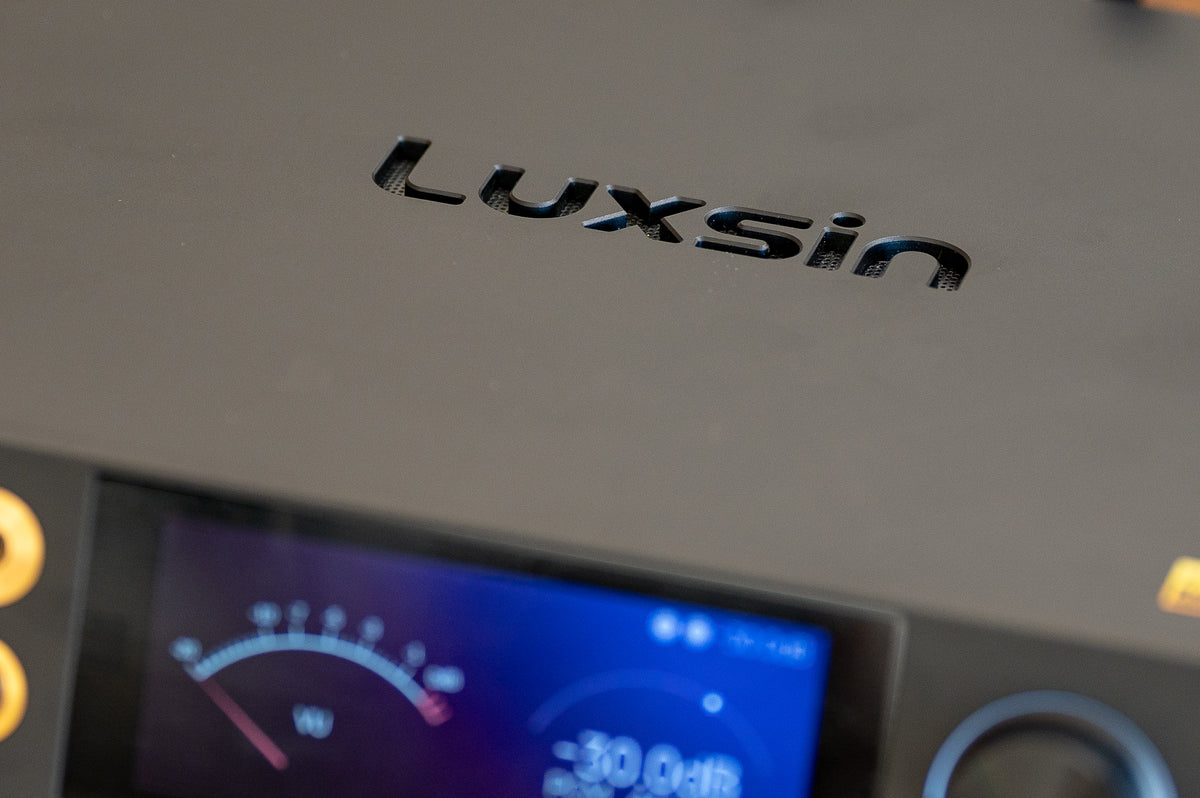 Luxsin X8 (USED)