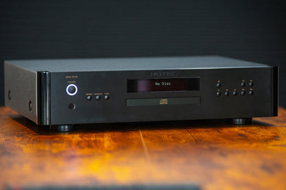 Rotel RCD-1572 CD Player