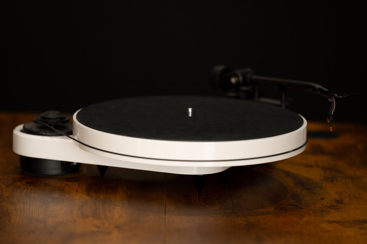 Pro-Ject RPM 1 Carbon