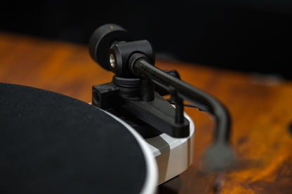 Pro-Ject RPM 1 Carbon