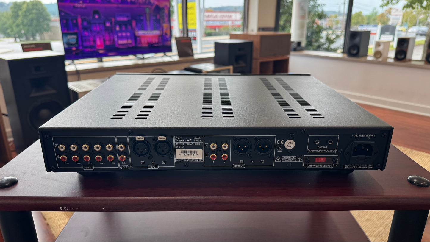 Vincent SA-32 Hybrid Tube Preamplifier