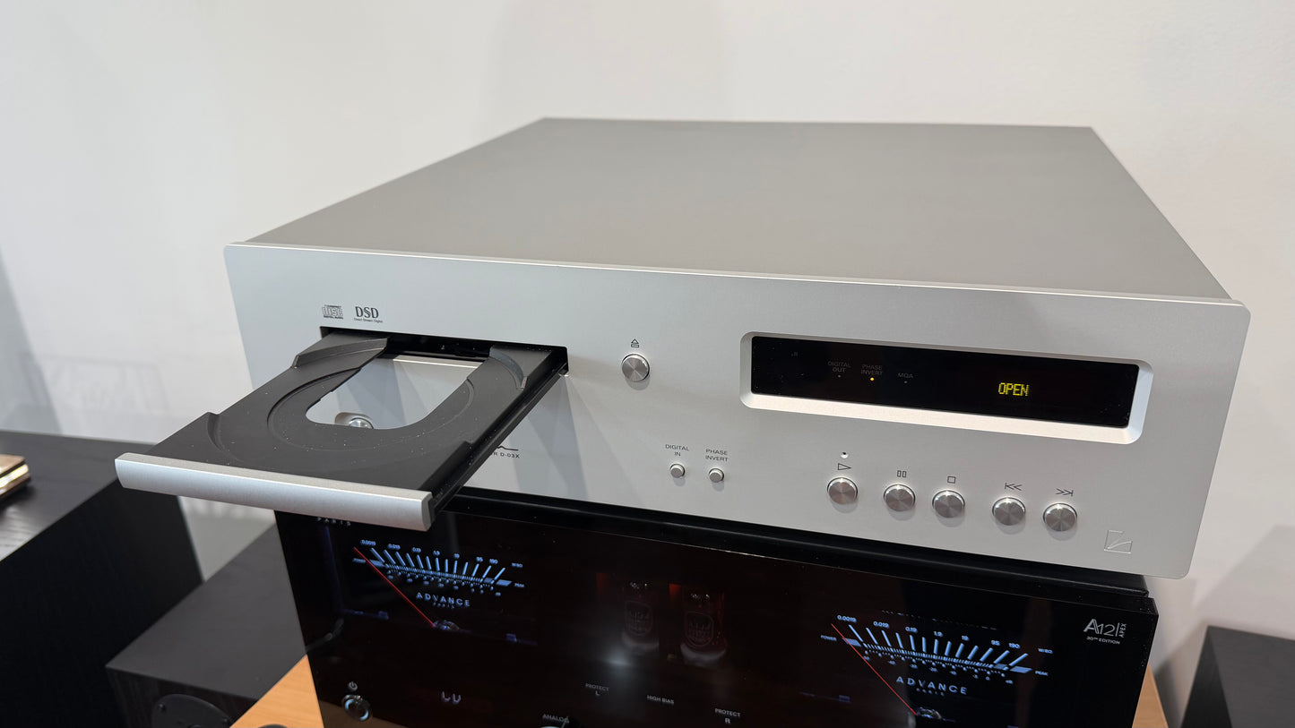 Luxman D-03X CD Player (USED)