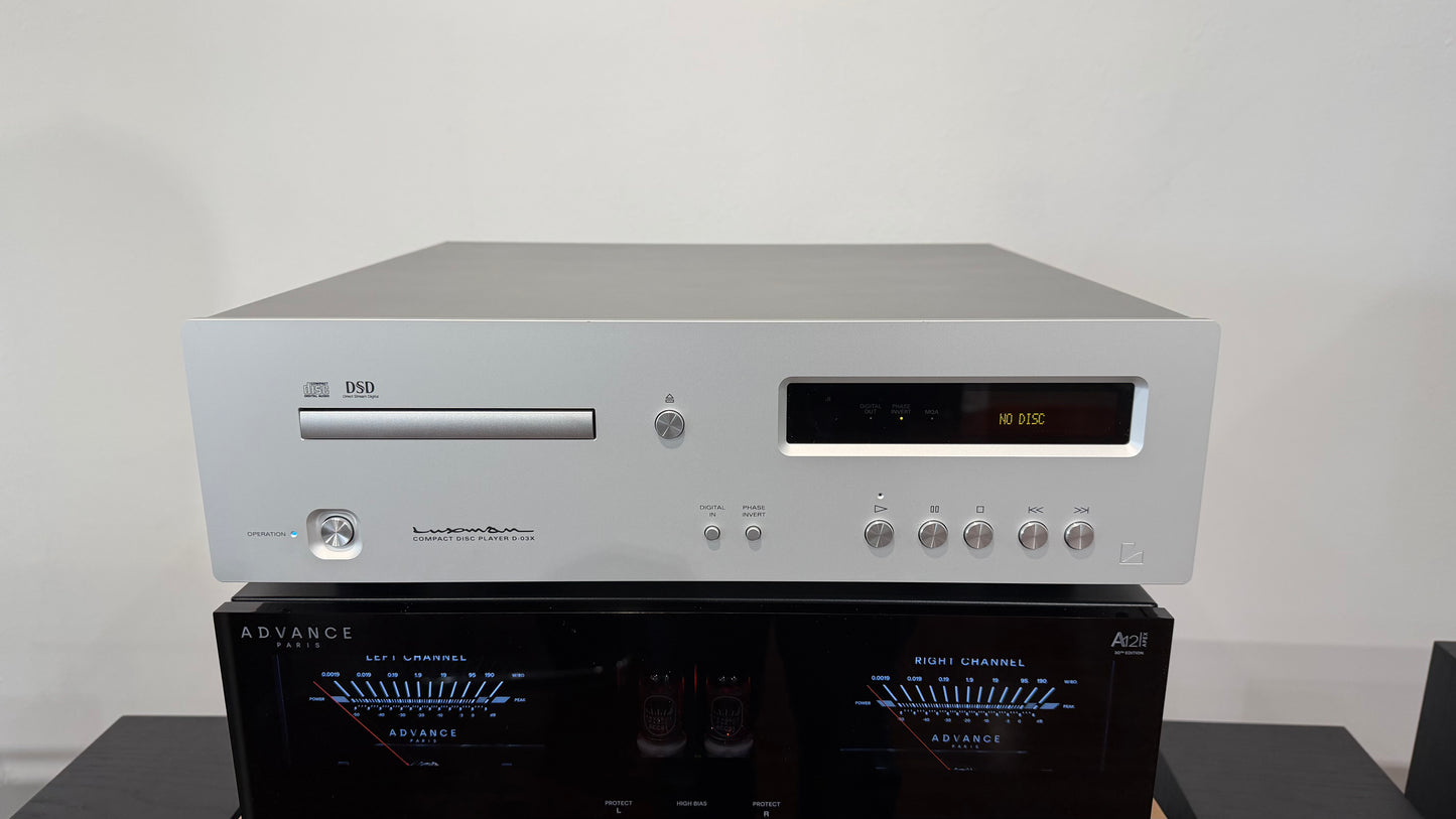Luxman D-03X CD Player (USED)
