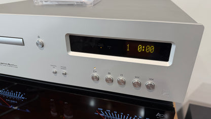 Luxman D-03X CD Player (USED)