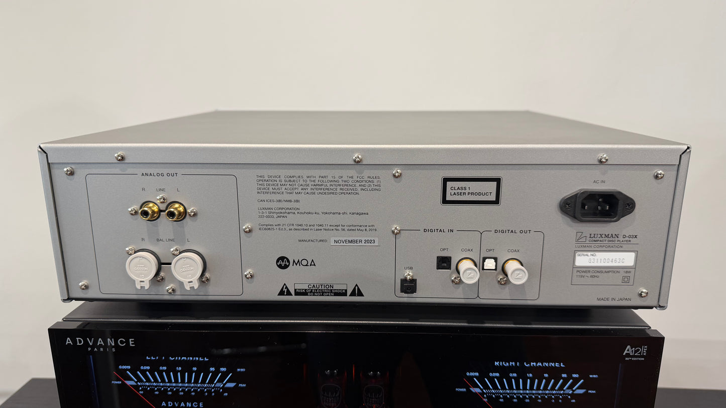 Luxman D-03X CD Player (USED)