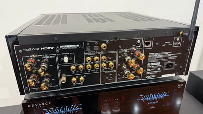 Yamaha R-N2000A Network Receiver (USED)