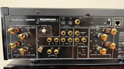 Yamaha R-N2000A Network Receiver (USED)