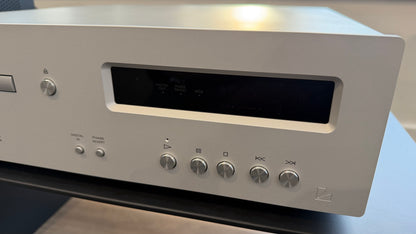 Luxman D-03X CD Player (USED) (2)