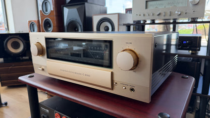Accuphase E-4000 Integrated Stereo Amplifier (USED)