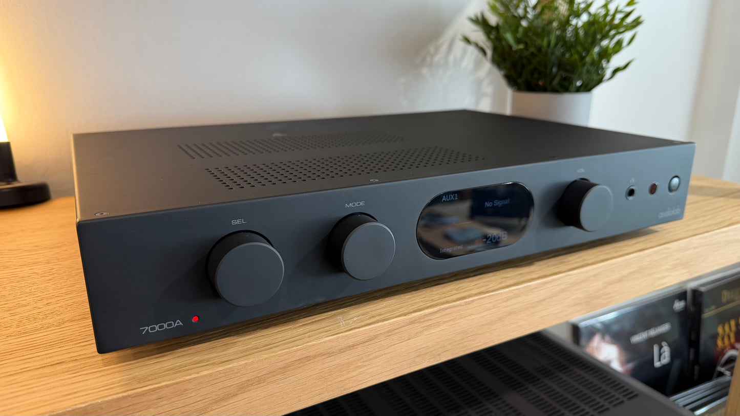 Audiolab 7000A Integrated Amplifier (Demo / Open Box)