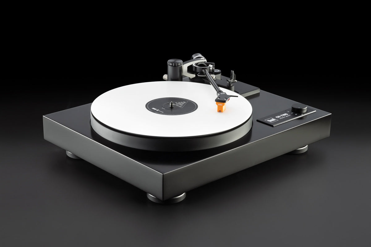 Dual CS718Q black view