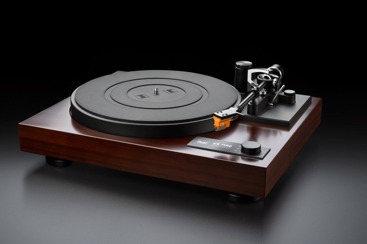 Dual CS718Q black view