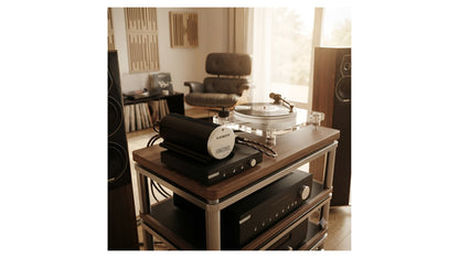 Musical Fidelity X-Power Power Supply view 4